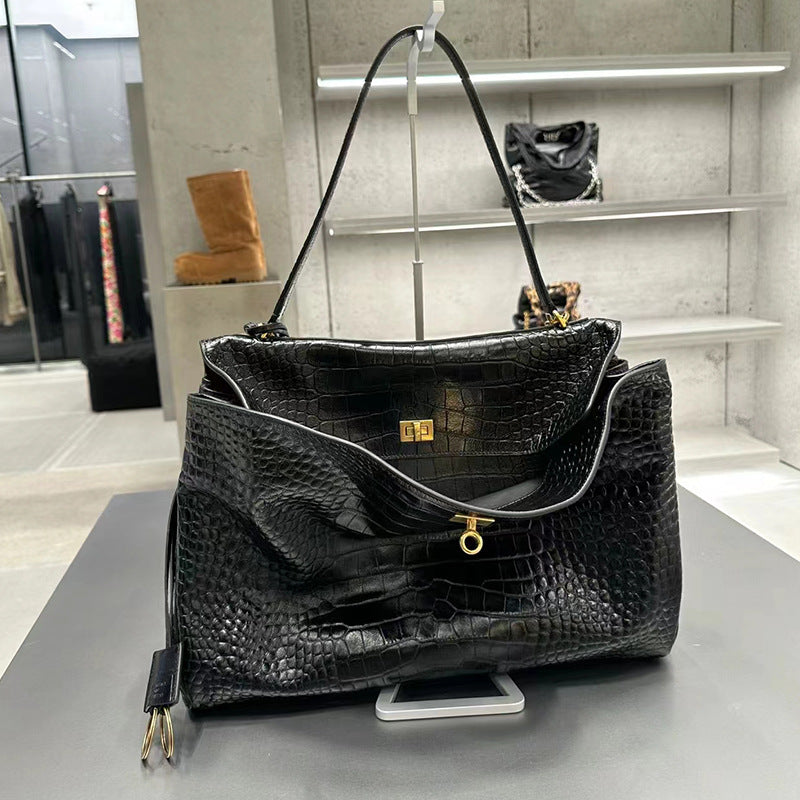 BALENCIAGA Rodeo leather tote