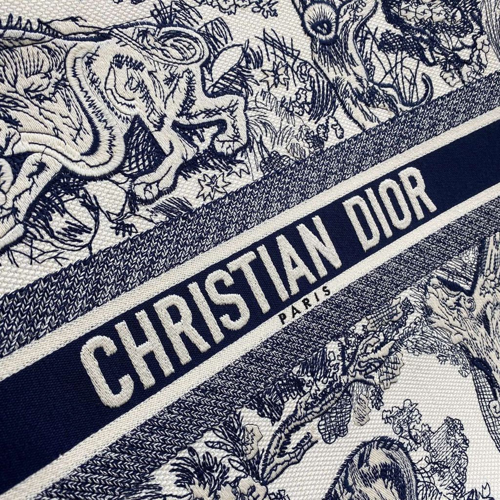 Dior Book Tote Large Blue Toile de Jouy Embroider - 42 x 35 x 18.5 cm