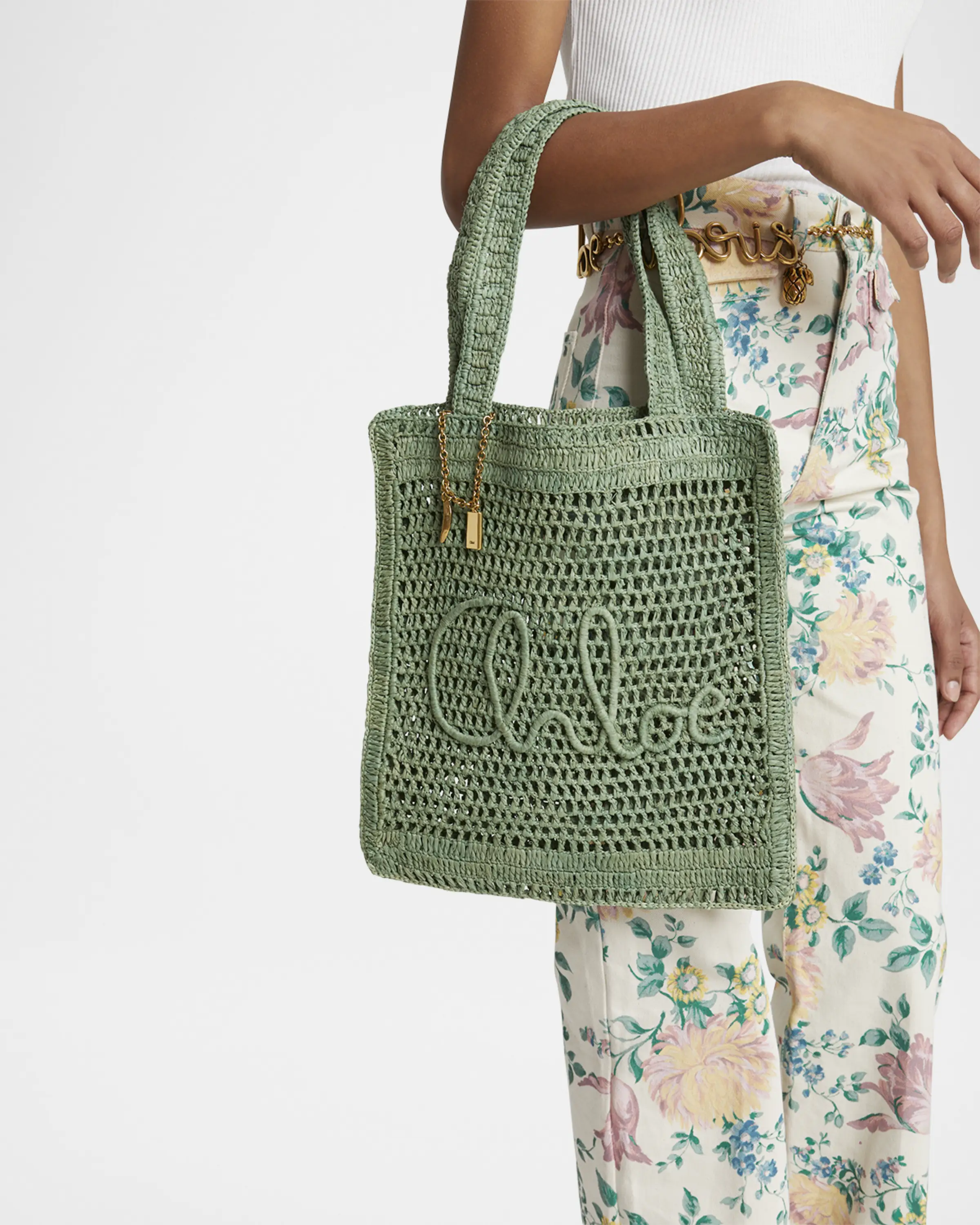 Chloé Summer Banana Tote Bag in Raffia