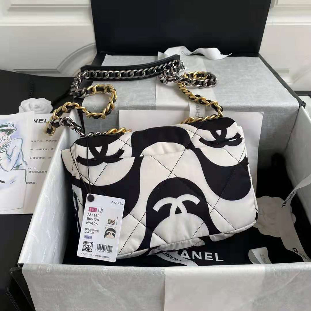 Chanel 19 Bag 26cm 01